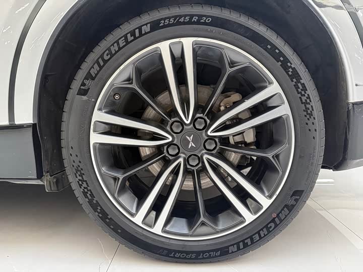 Фото 17 - XPeng G6