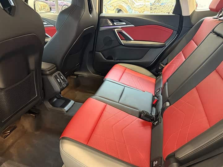 Фото 15 - BMW X1