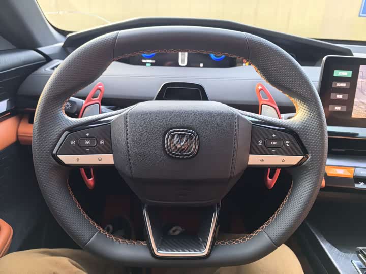 Фото 12 - Changan UNI-V