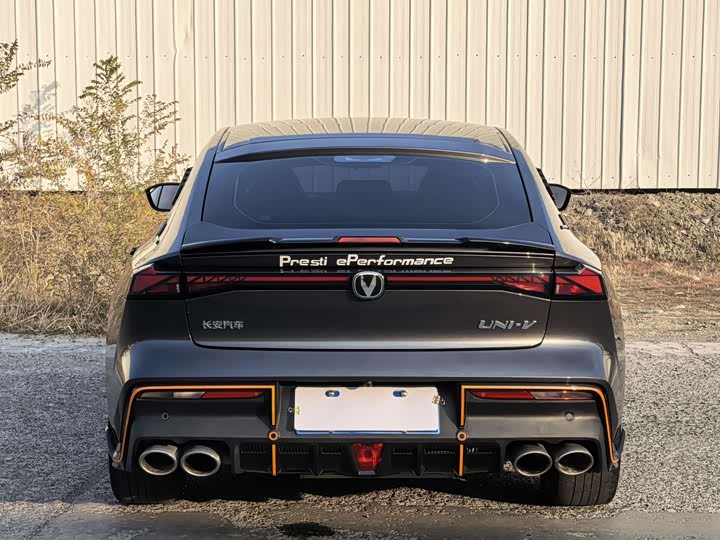 Фото 5 - Changan UNI-V