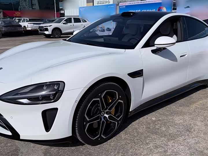 Фото 1 - Xiaomi SU7