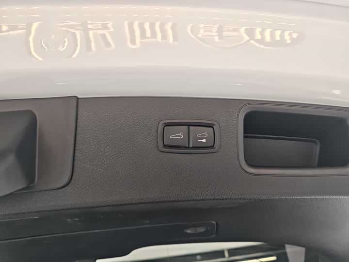 Фото 15 - Porsche Macan