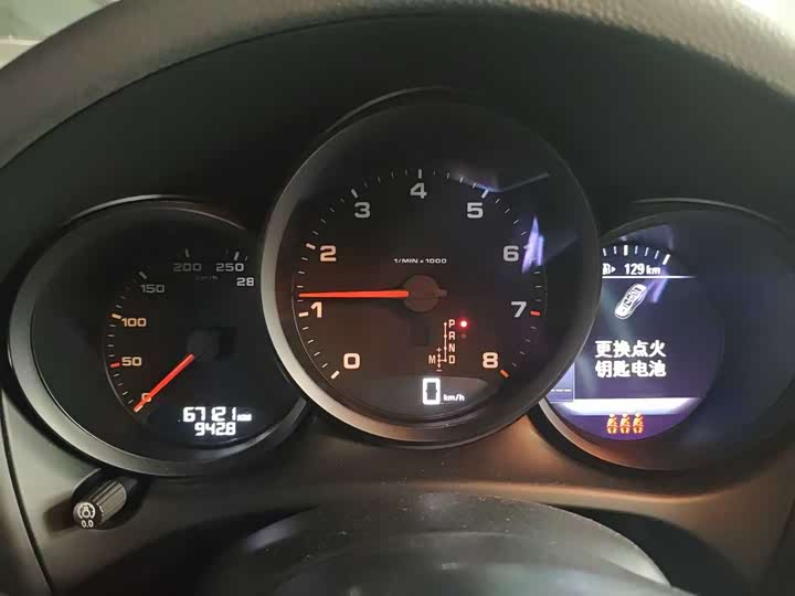 Фото 19 - Porsche Macan