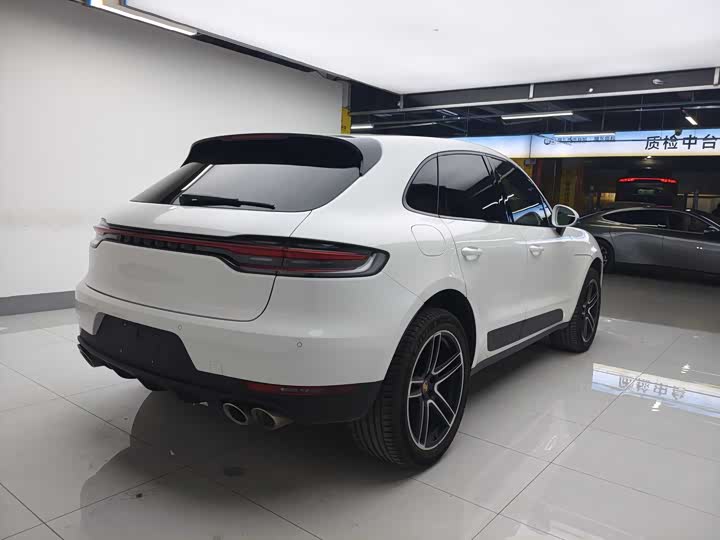 Фото 5 - Porsche Macan