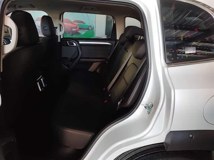 Фото 17 - Haval Dargo