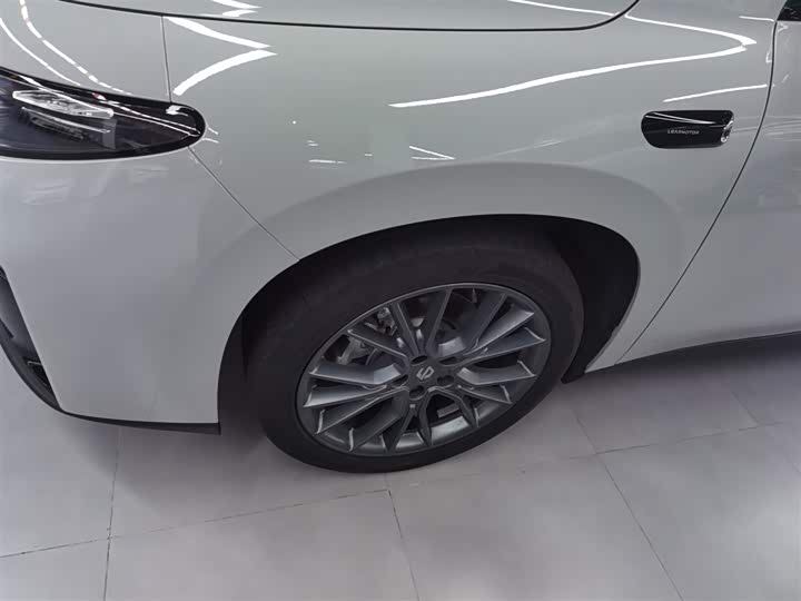 Фото 23 - Leapmotor C10