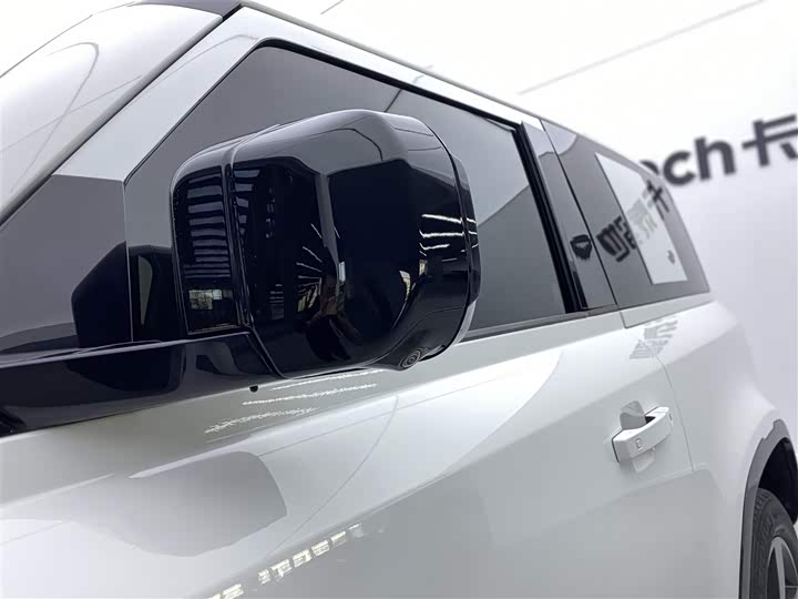 Фото 32 - Land Rover Defender