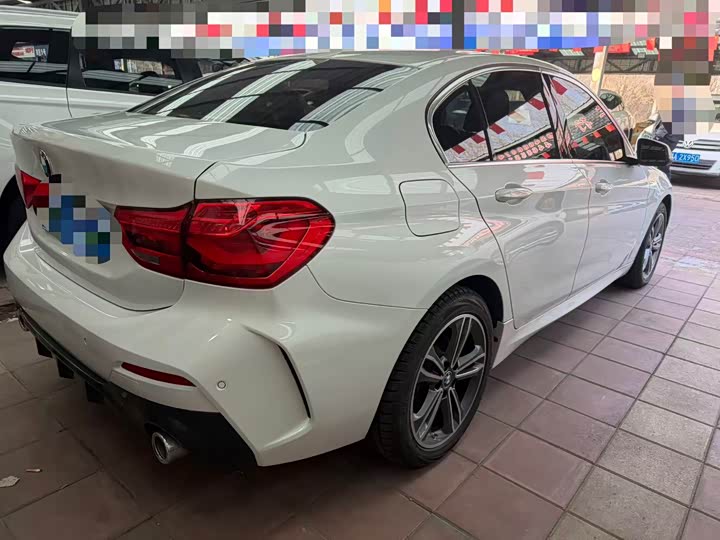 Фото 10 - BMW 1 Series