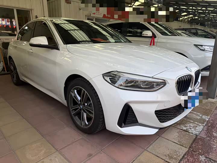 Фото 3 - BMW 1 Series