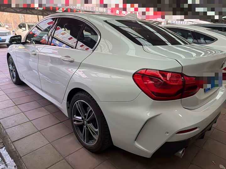 Фото 8 - BMW 1 Series