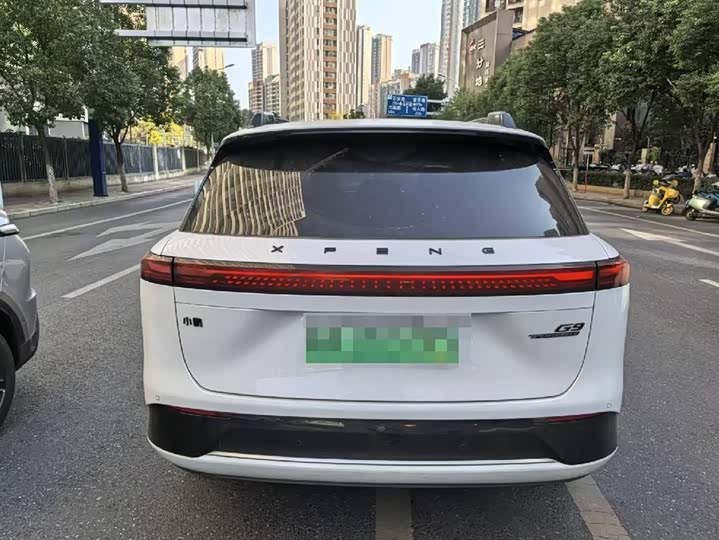 Фото 3 - XPeng G9