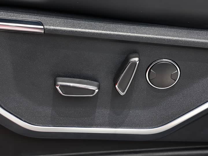 Фото 23 - Ford F-150 Raptor