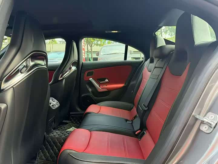 Фото 3 - Mercedes-Benz CLA-Class AMG