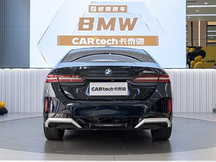 Фото 5 - BMW 5 Series