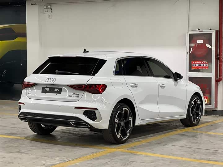 Фото 5 - Audi A3