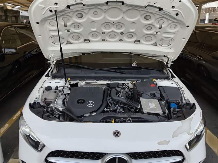 Фото 20 - Mercedes-Benz A-Class