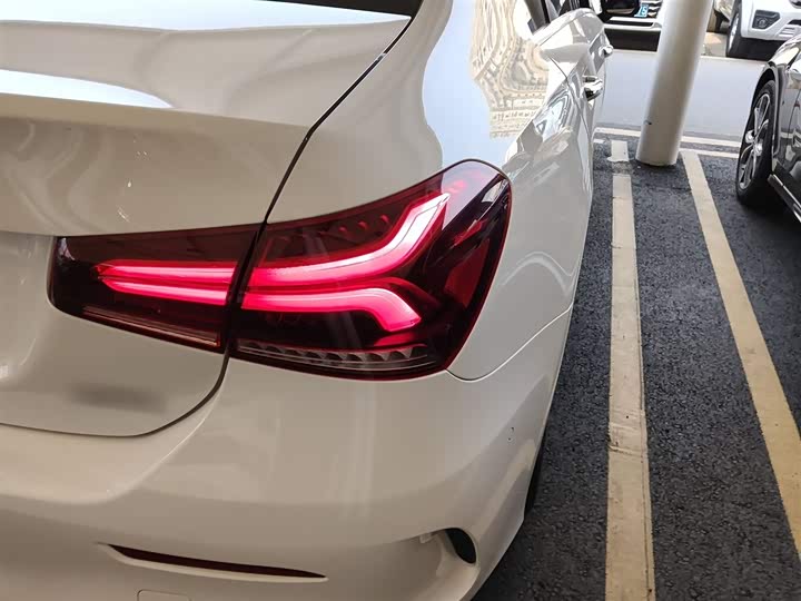 Фото 8 - Mercedes-Benz A-Class