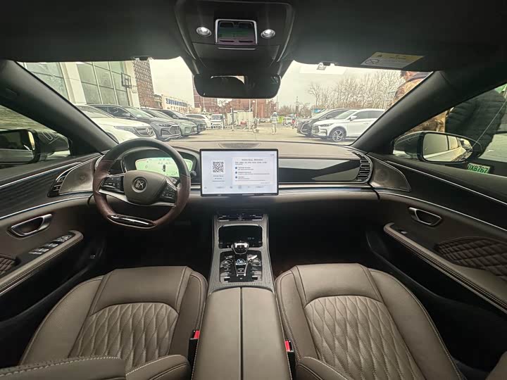 Фото 11 - BYD Han