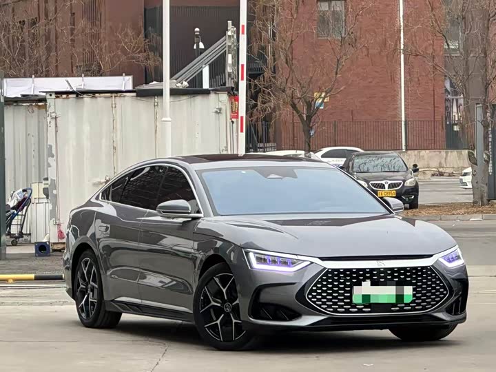 Фото 3 - BYD Han