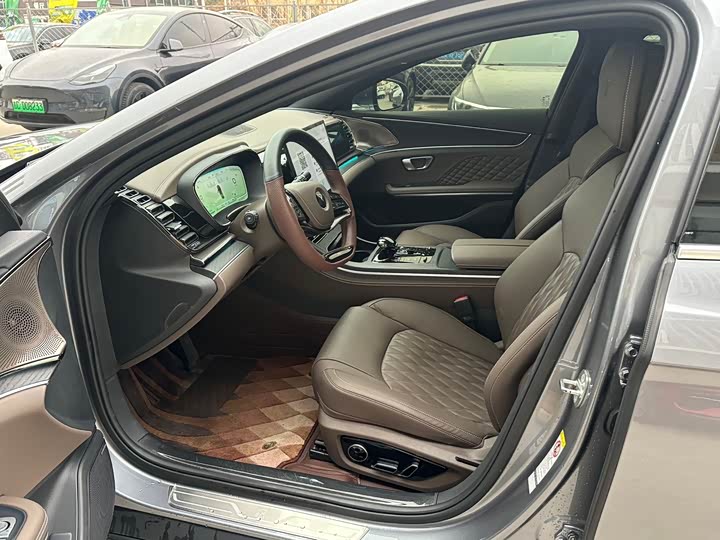 Фото 8 - BYD Han