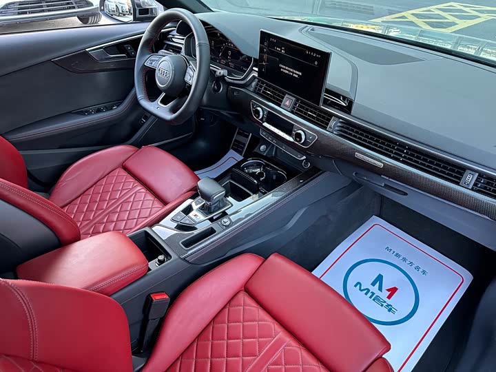 Фото 14 - Audi S4