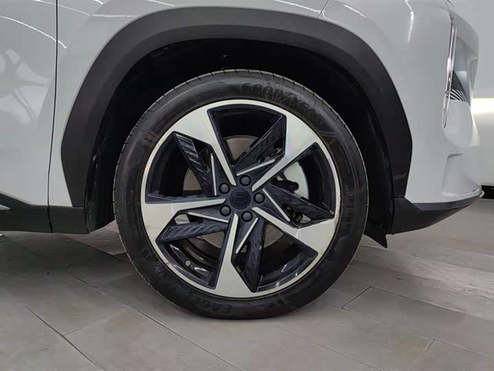 Фото 6 - Geely Galaxy L7