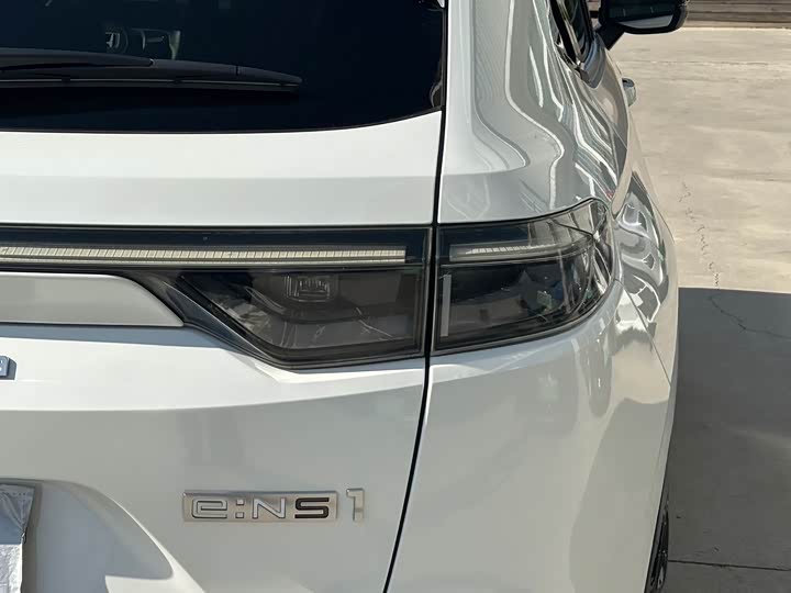 Фото 15 - Honda e:NS1