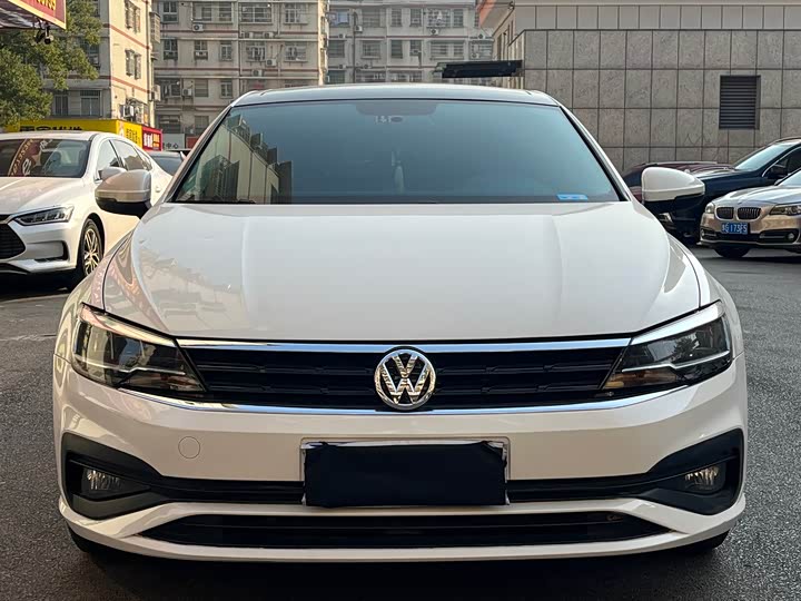 Фото 2 - Volkswagen Lamando L