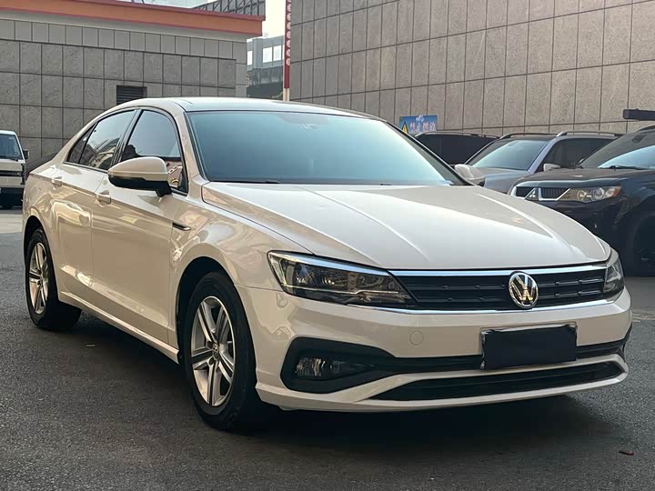 Фото 4 - Volkswagen Lamando L