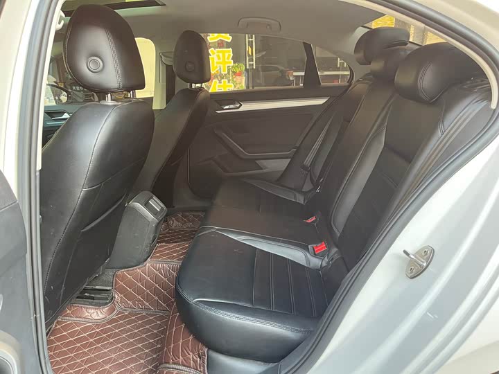 Фото 9 - Volkswagen Lamando L