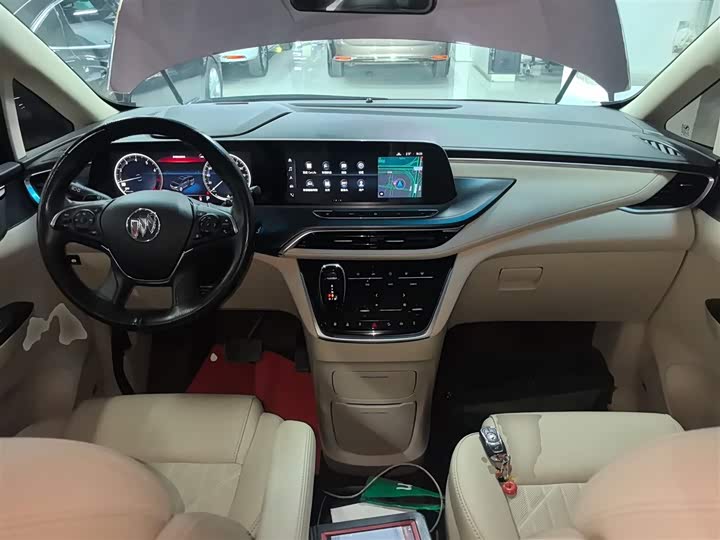 Фото 10 - Buick GL8 ES