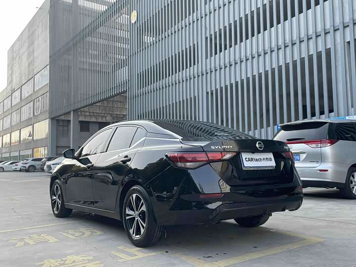 Фото 6 - Nissan Sylphy