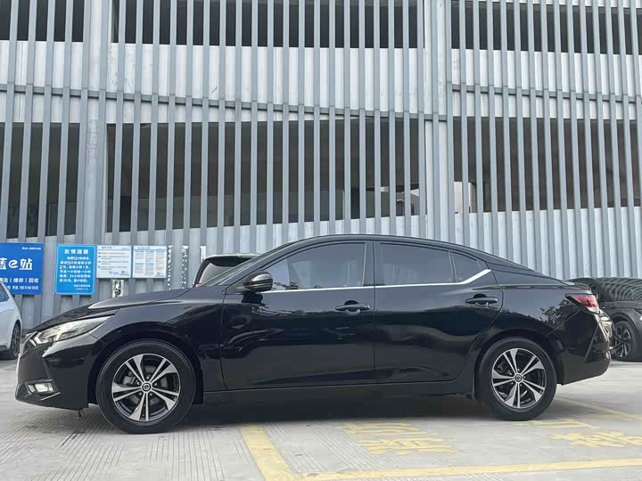 Фото 7 - Nissan Sylphy