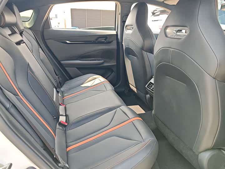 Фото 19 - Changan UNI-V