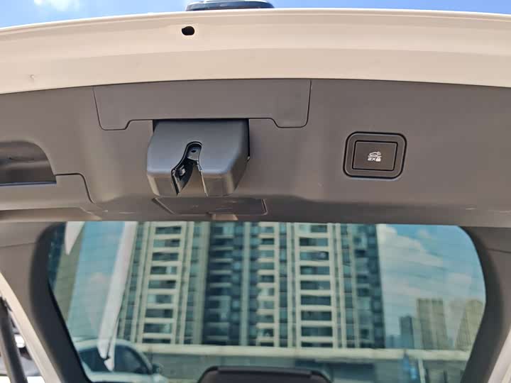 Фото 28 - Changan UNI-V