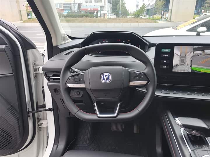 Фото 11 - Changan CS55 Plus