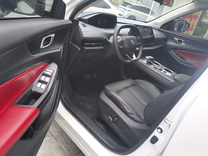 Фото 16 - Changan CS55 Plus