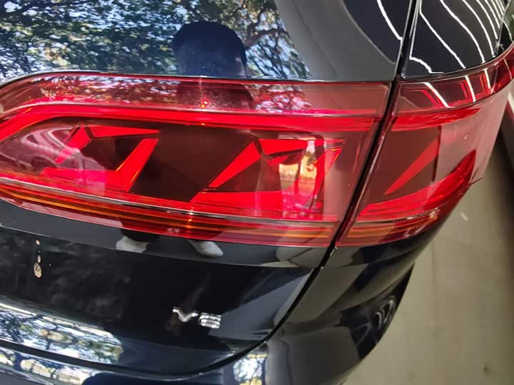 Фото 8 - Volkswagen Touareg