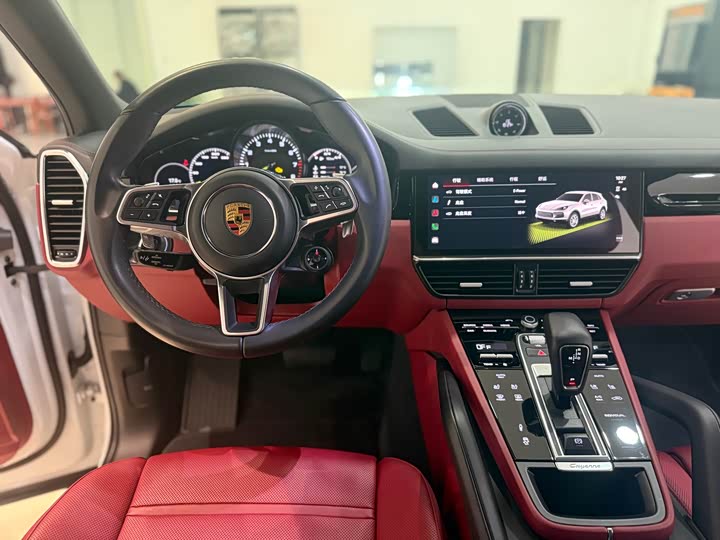 Фото 13 - Porsche Cayenne Hybrid