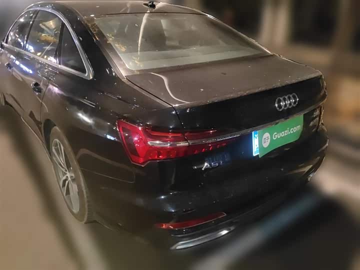 Фото 26 - Audi A6L