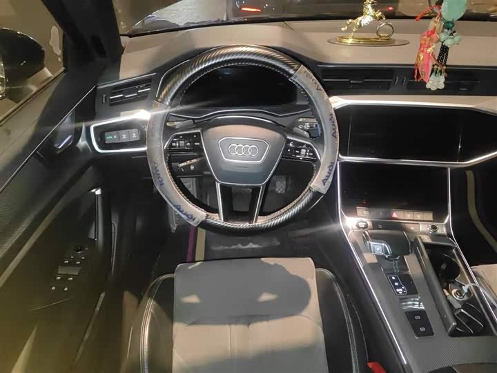 Фото 3 - Audi A6L