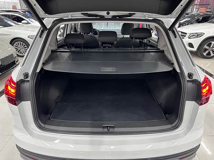 Фото 14 - Volkswagen Tayron