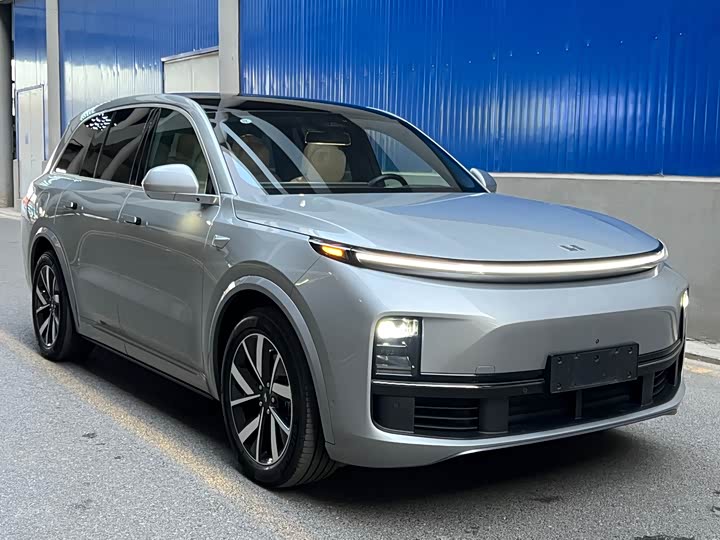 Фото 2 - LiXiang L8