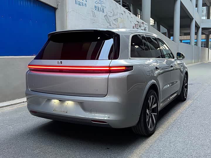 Фото 9 - LiXiang L8