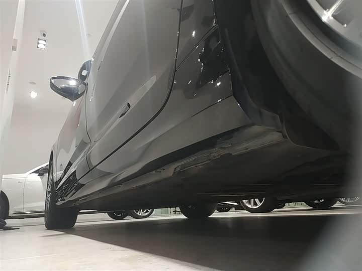 Фото 22 - Audi A6L