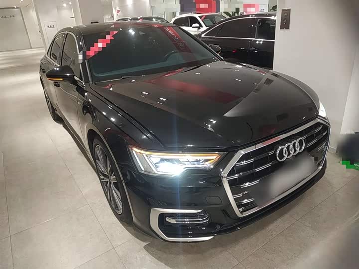 Фото 4 - Audi A6L