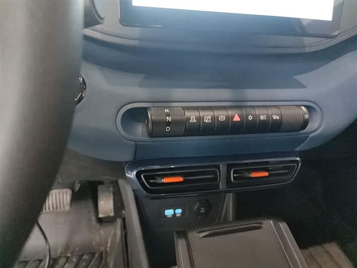 Фото 14 - BYD Seagull