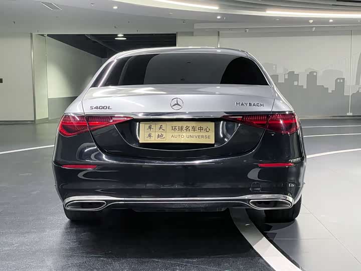 Фото 18 - Mercedes-Benz S-Class