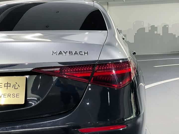 Фото 20 - Mercedes-Benz S-Class