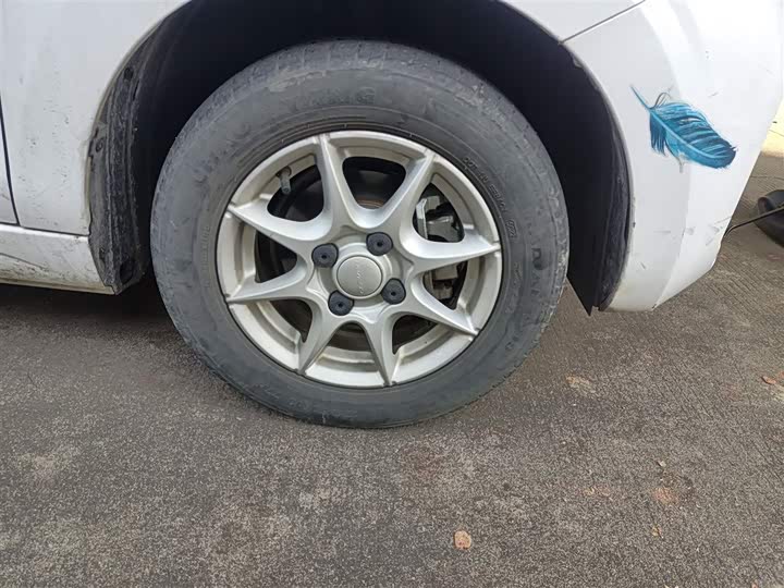 Фото 31 - Roewe Clever